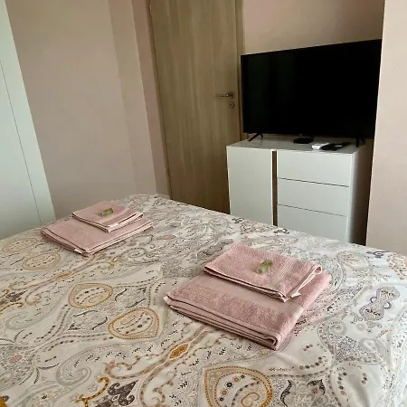 Apartament Avrora *