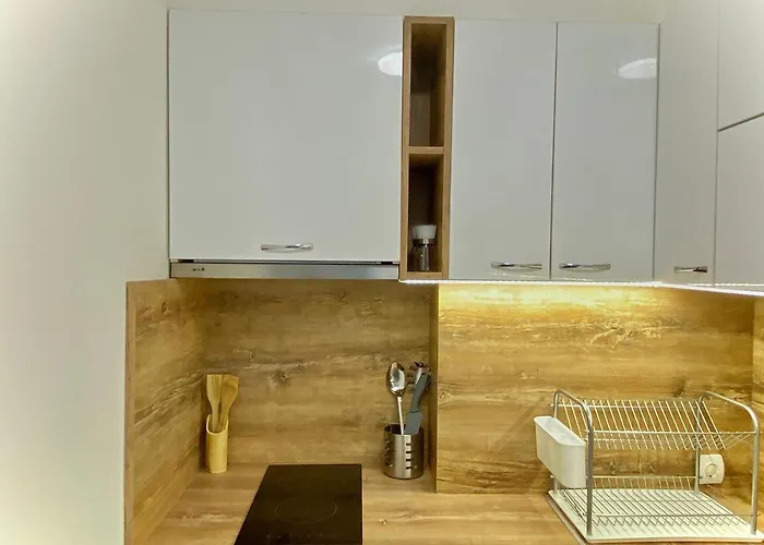 Avrora 公寓 瓦爾納